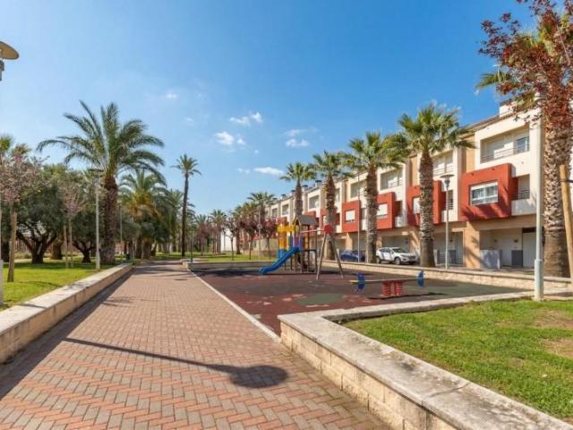 Adosada en venta en Carcaixent, Comunidad valenciana
