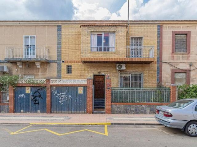 Adosada en venta en Cartagena, Centro