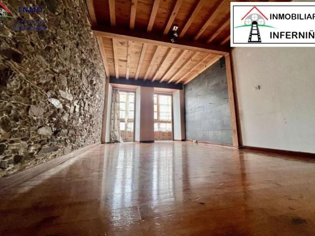 Adosada en Venta en Cedeira La Coruña Ref: 438261