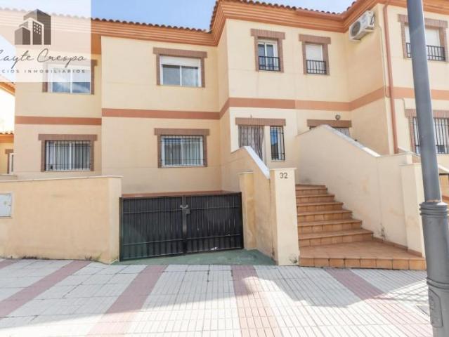 Adosada en venta en Chauchina, Zona aeropuerto