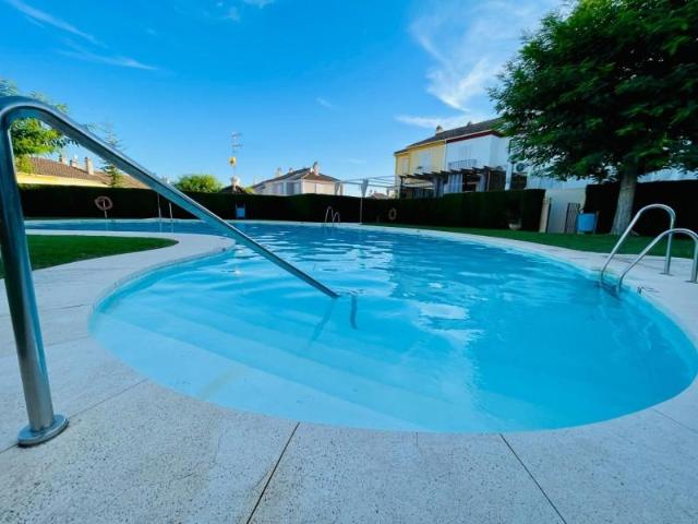 Adosada en venta en Córdoba, Paraiso Arenal