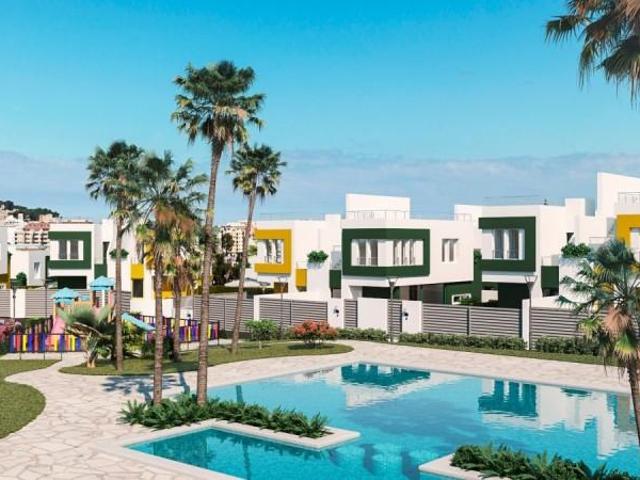 Adosada en venta en Denia, Denia