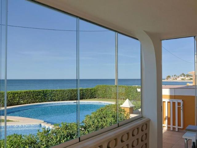 Adosada en venta en Denia, Las Marinas