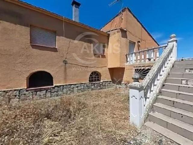 Adosada en venta en El Casar de Escalona