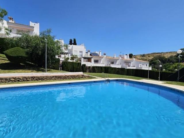 Adosada en venta en Estepona, Seghers