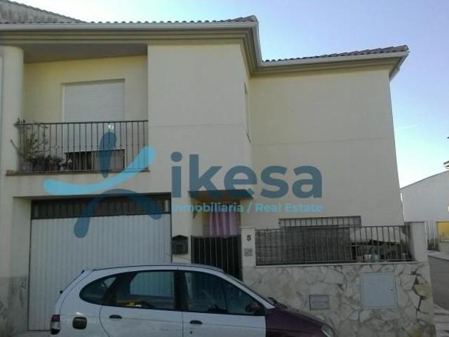 Adosada en venta en Fuerte del Rey, Andalucia