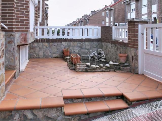 Adosada en venta en Getafe, Sector 3