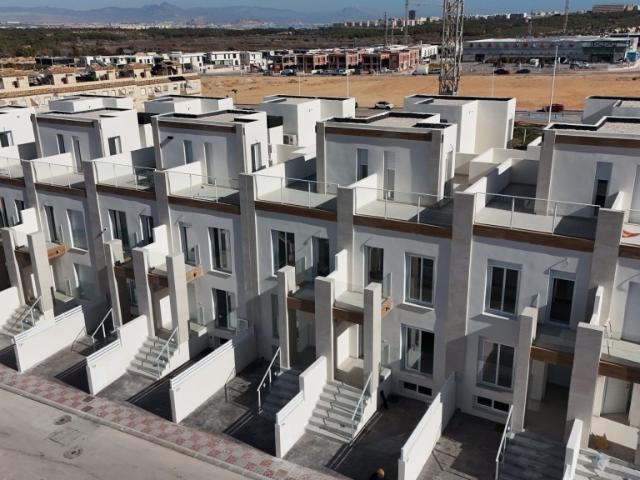 Adosada en Venta en Gran Alacant Alicante