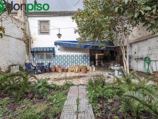 Adosada en venta en Granada, La Chana