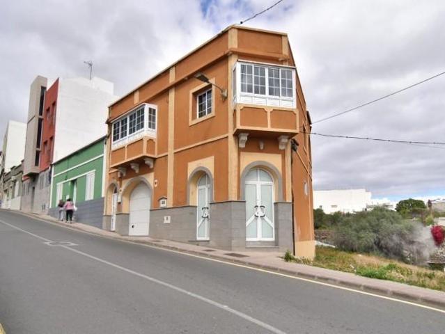 Adosada en venta en Ingenio, Ingenio