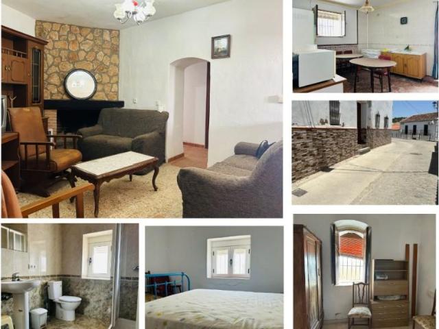 Adosada en venta en Las Navas de la Concepcion, Andalucia