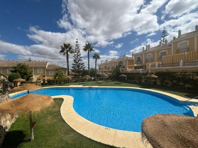 Adosada en venta en Lepe, Islantilla Campo de Golf