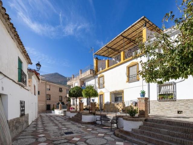 Adosada en venta en Loja, Andalucia