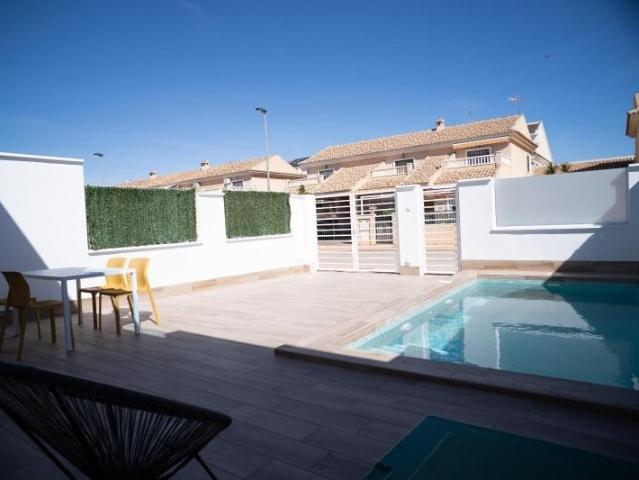 Adosada en venta en Los Alcázares, La Serena Golf