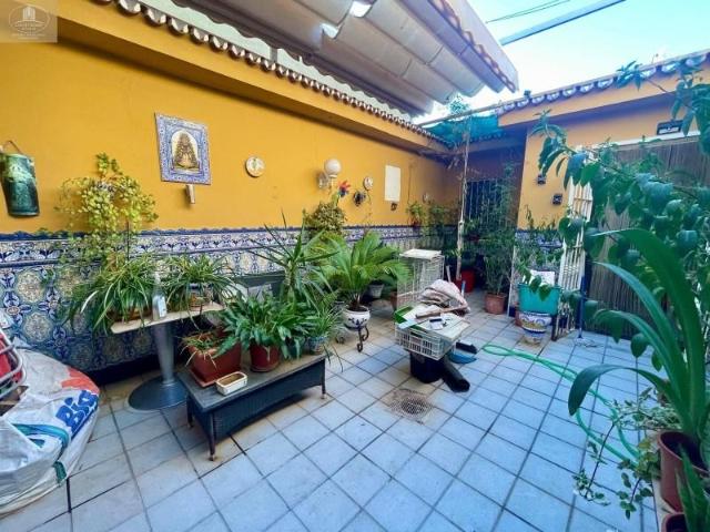 Adosada en venta en Pilas, PILAS