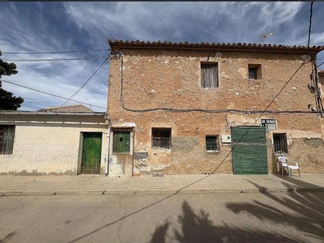 Adosada en venta en Pinoso