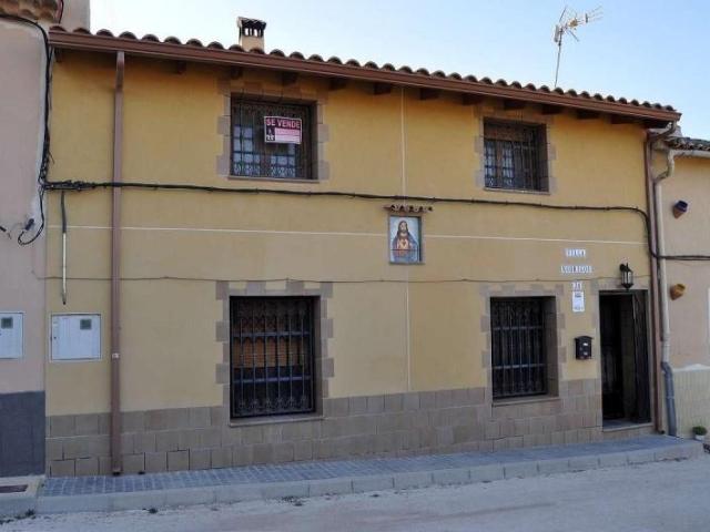 Adosada en venta en Pinoso