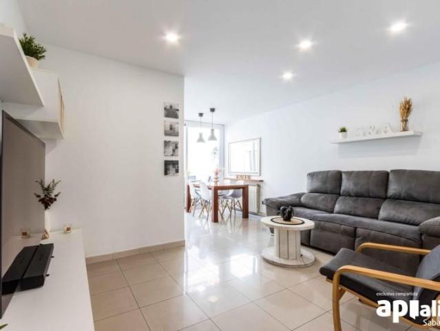 Adosada en venta en Sabadell, Gràcia