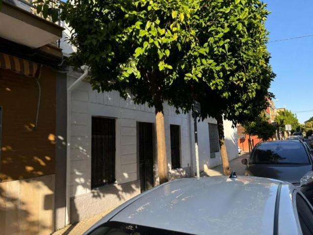 Adosada en venta en Sevilla, Cerro del Águila