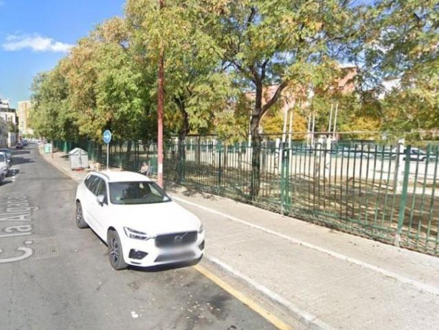 Adosada en venta en Sevilla, La Plata