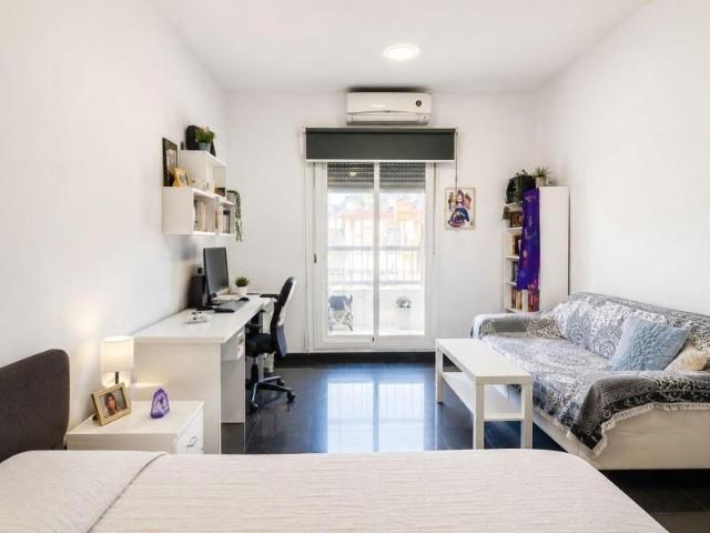 Adosada en venta en Sevilla, Torreblanca
