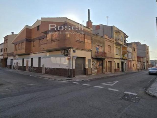 Adosada en venta en Terrassa, JAUME I