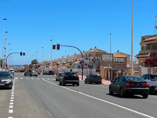 Adosada en venta en Torrevieja