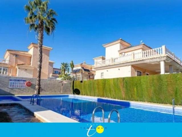 Adosada en venta en Torrevieja, Los Balcones Los Altos del Edén