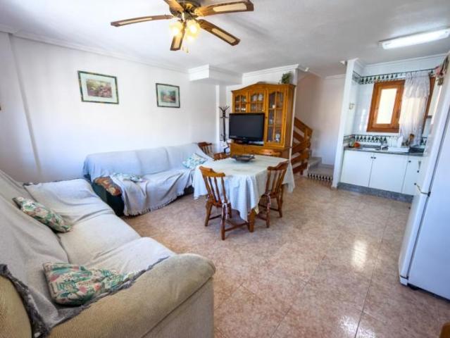 Adosada en venta en Torrevieja, La Mata