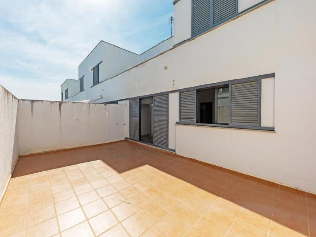Adosada en venta en Villanueva del Ariscal, Urbanizaciones