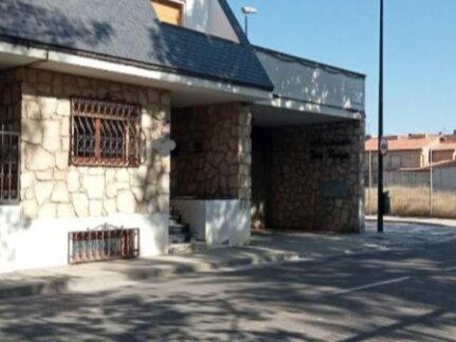 Adosada en venta en Zaragoza