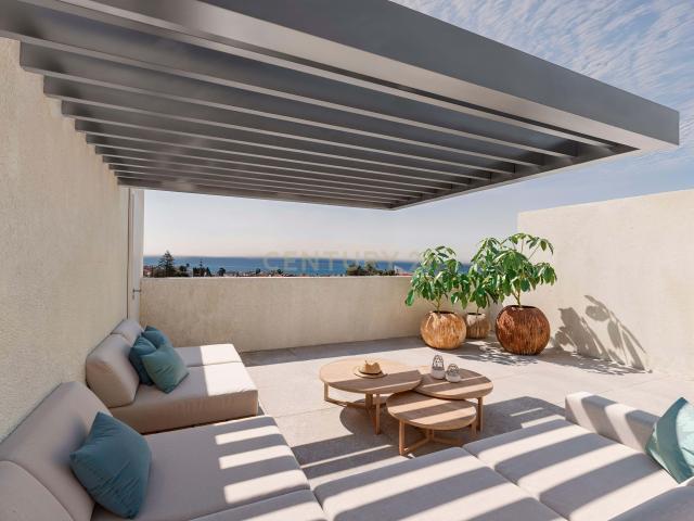 ADOSADO OBRA NUEVA EN TORRE DE BENAGALBON: LUJO, CONFORT Y DISEÑO