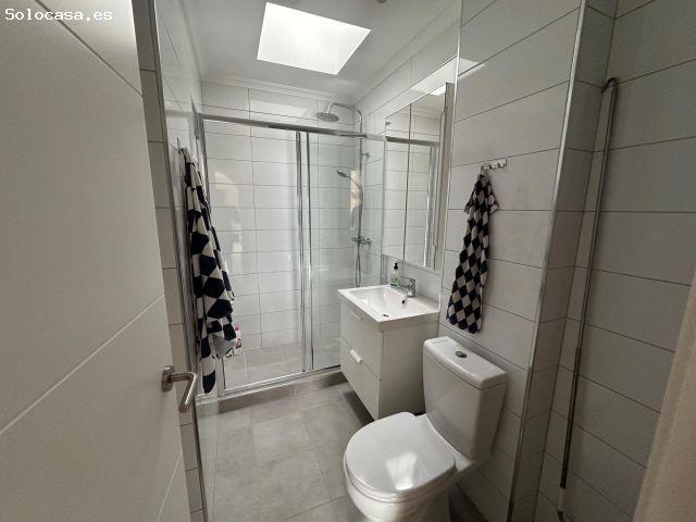 ADOSADO CON 2 BAÑOS Y SOLARIUM PRIVADO!
