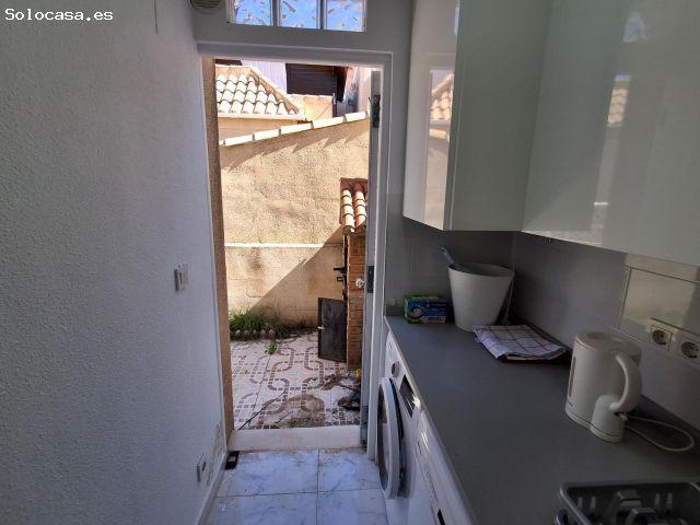 ADOSADO CON JARDÍN, PISCINA Y LISTO PARA ENTRAR A VIVIR