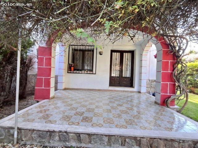 Adosado con posibilidad de 2 dormitorios y jardín privado en El Montgó