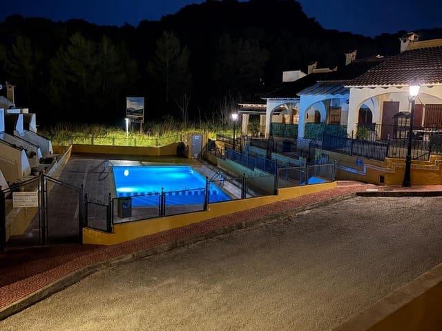 Adosado en alquiler en Carcaixent, Valencia