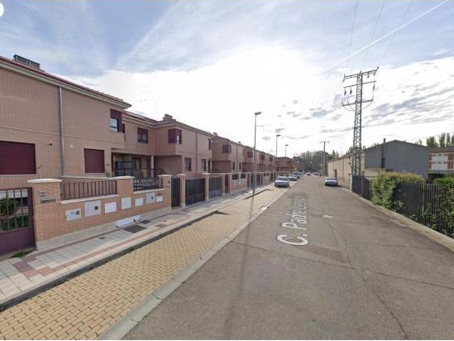 ADOSADO EN DUEÑAS, PALENCIA