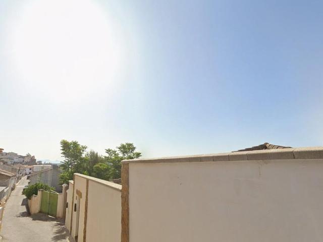Adosado en Illora, Granada. Activo inmobiliario SIN POSESIÓN, NO SE PUEDE VISITAR