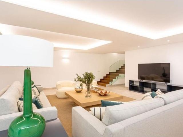 Adosado en Venta en Marbella, Málaga