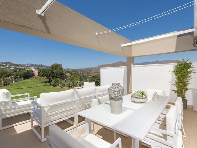 Adosado en venta en Mijas con 3 dormitorios y 3 baños, con c. 141m² Mijas