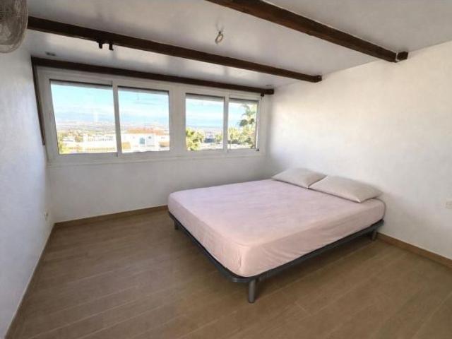 Adosado en Venta en Algorfa, Alicante