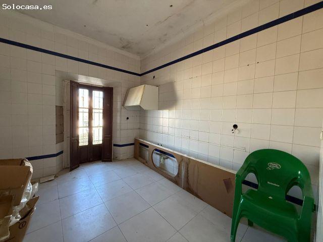 Adosado en Venta en Carrión de los Céspedes, Sevilla