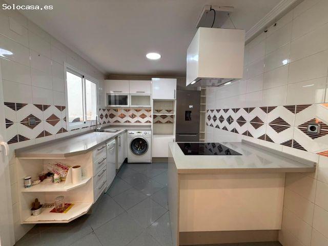 Adosado en Venta en Coria del Río, Sevilla