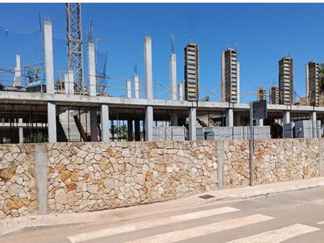 Adosado en Venta en Denia, Alicante