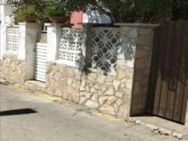 Adosado en Venta en Empuriabrava, Girona