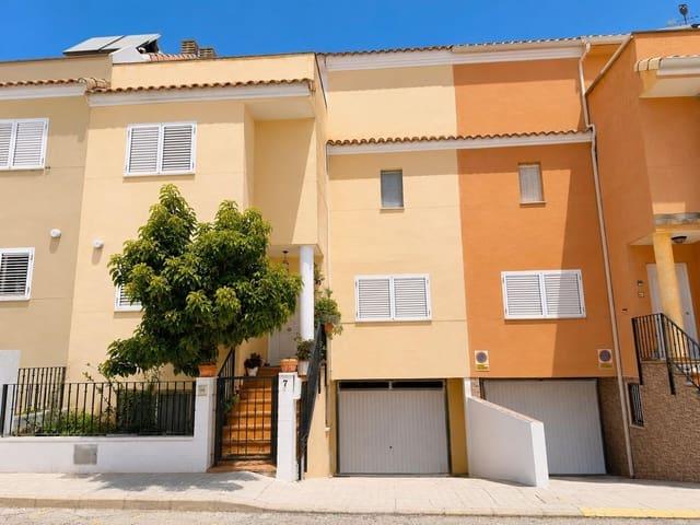 Adosado en venta en Enguera, Valencia