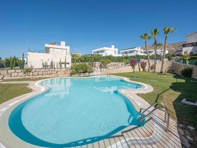 Adosado en venta en Finestrat, Alicante Costa Blanca