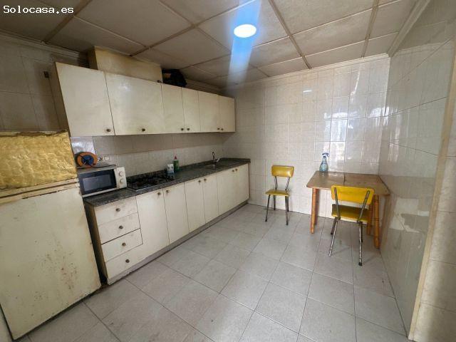 Adosado en Venta en Jacarilla, Alicante
