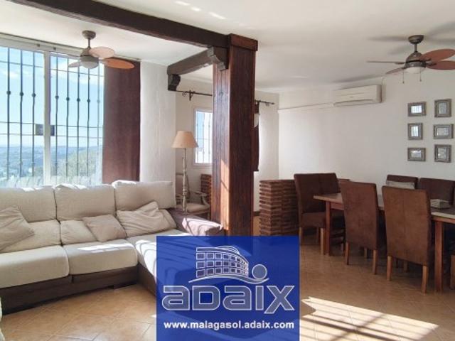 Adosado en Venta en La Casita Colorada, Málaga