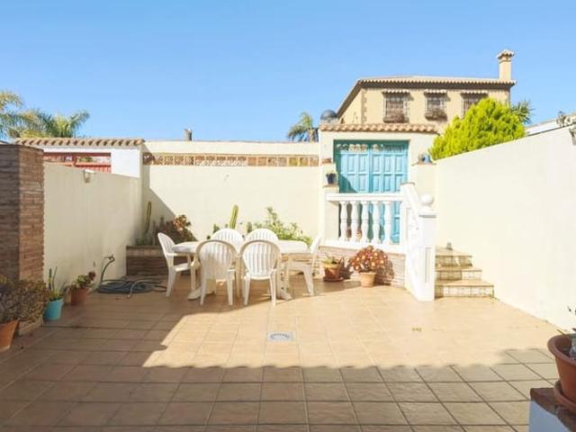 Adosado en venta en La Línea de la Concepción, Cádiz Costa de la Luz